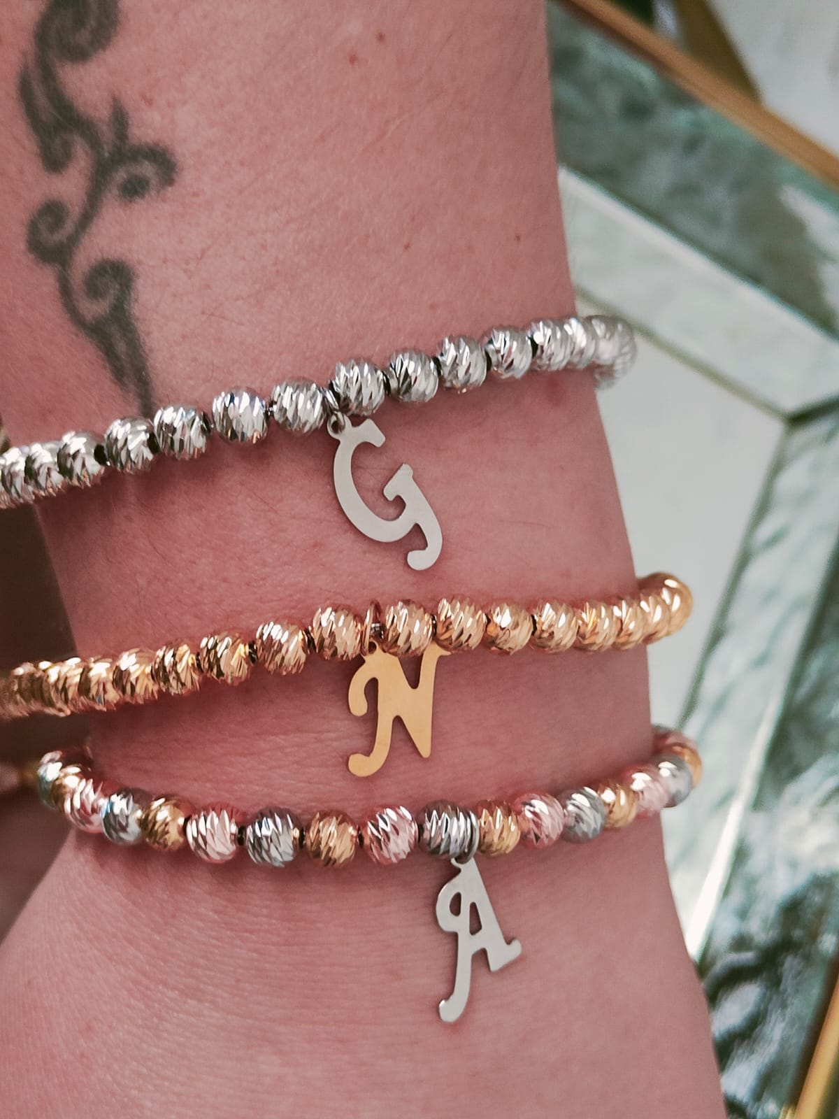 “Personalizza il tuo bracciale con la tua iniziale” - Bijoux Moda Laura