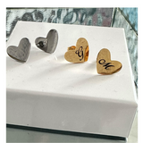 Orecchini cuoricino Miu.                Solo con iniziali Bijoux Moda Laura