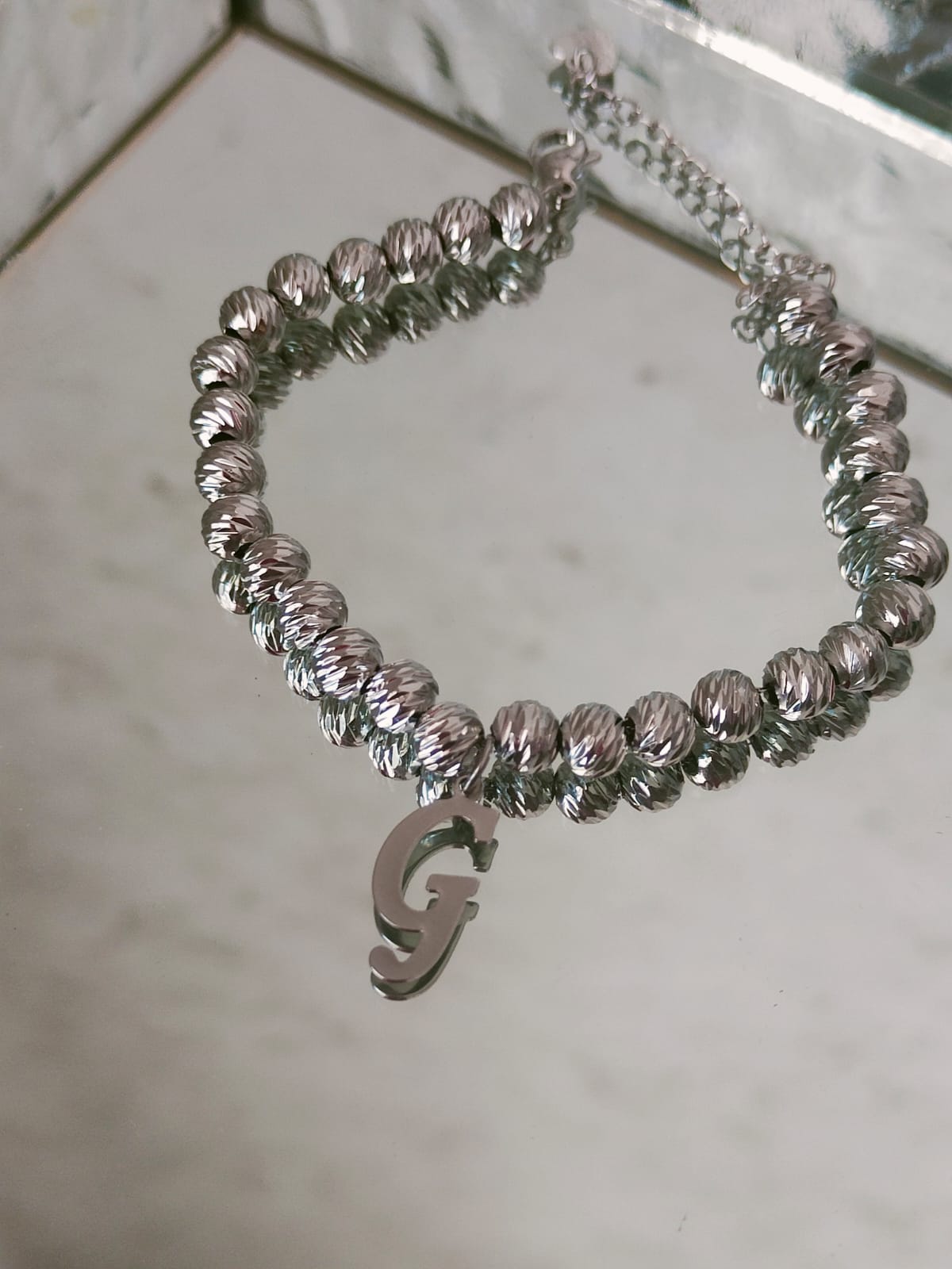 “Personalizza il tuo bracciale con la tua iniziale” - Bijoux Moda Laura