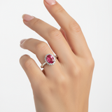 Anello Kamira Bordeaux indossato