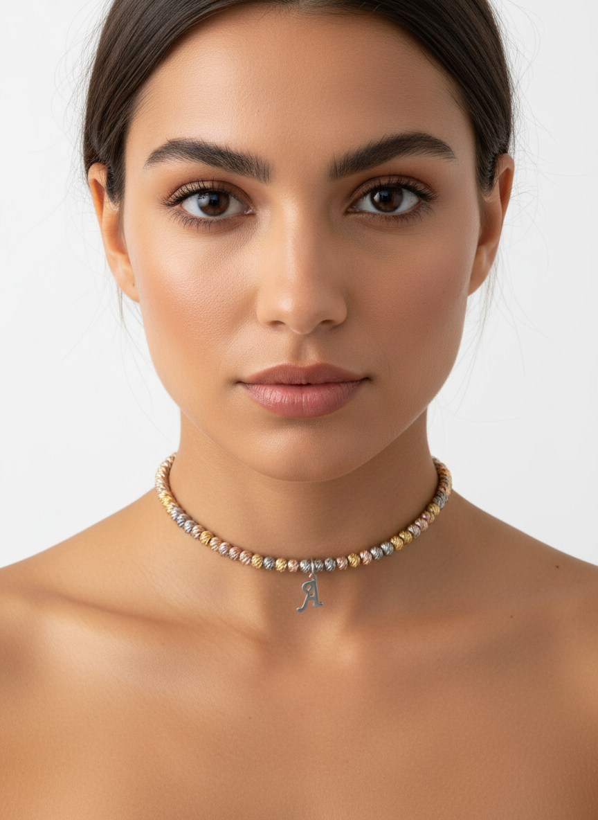 Choker con iniziale personalizzabile
