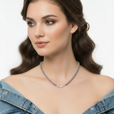 Collana Enza con giacca denim chiaro