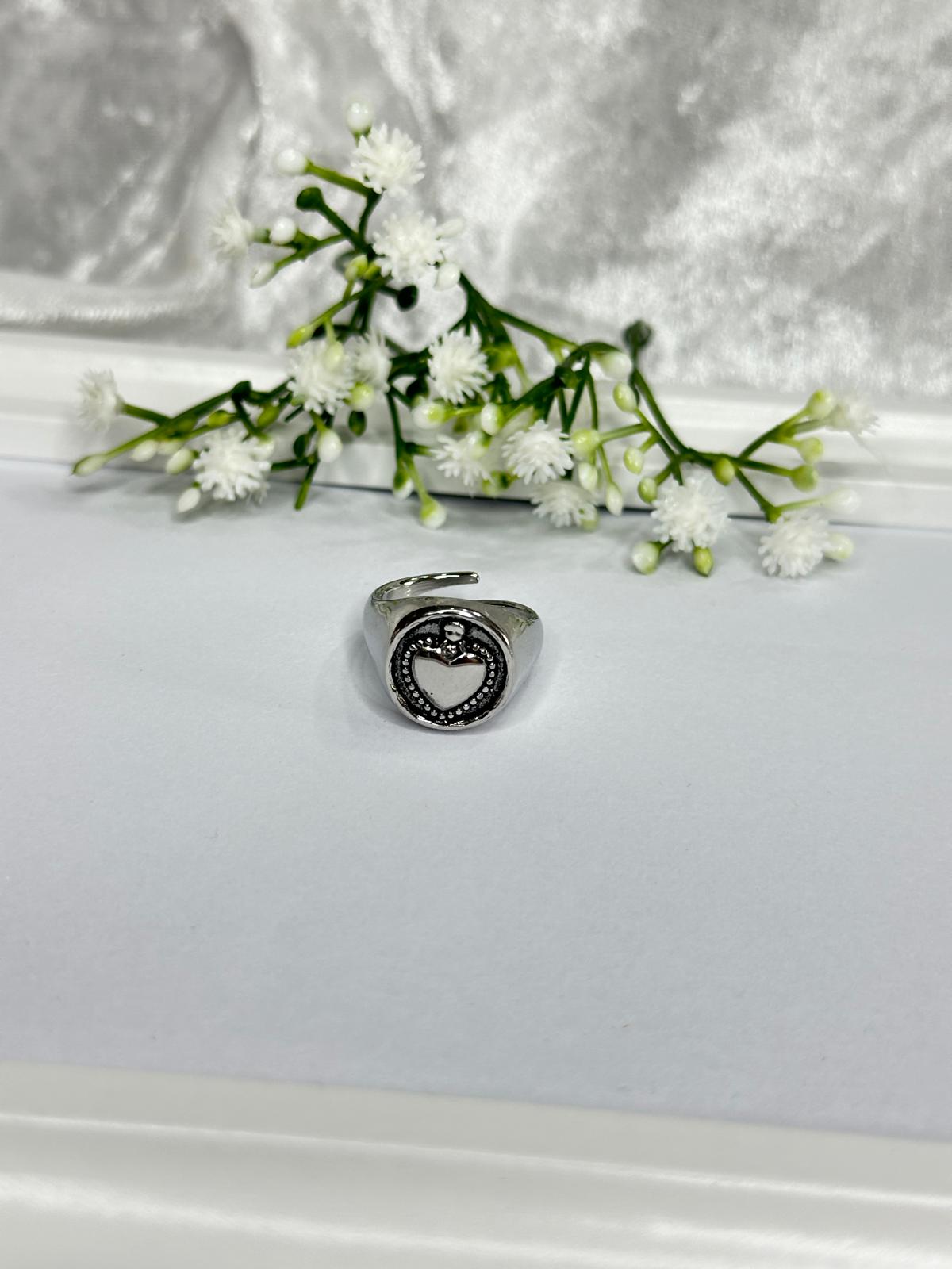 Anello in acciaio regolabile con cuore sacro silver 